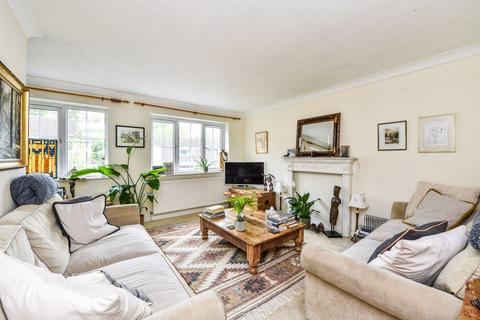 4 bedroom end of terrace house for sale, The Mews, Madeline Road, Petersfield, Hampshire