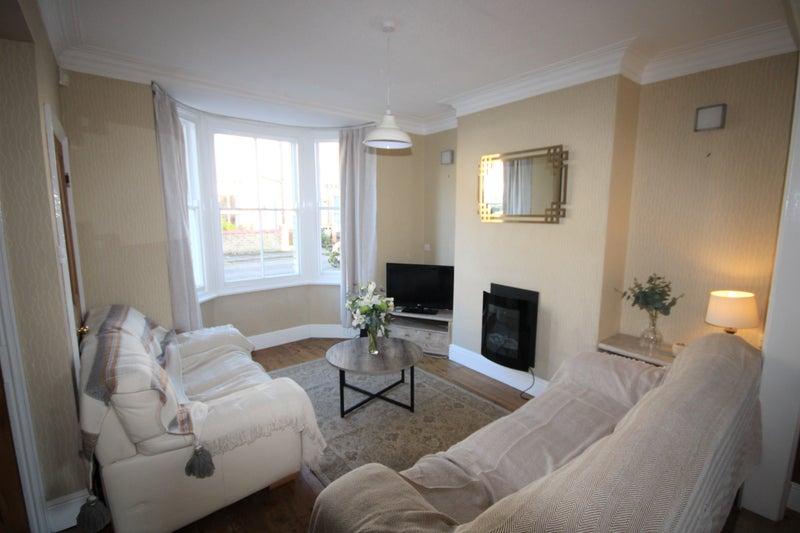 Emerald Street, York, YO31 3 bed terraced house £1,100 pcm (£254 pw)