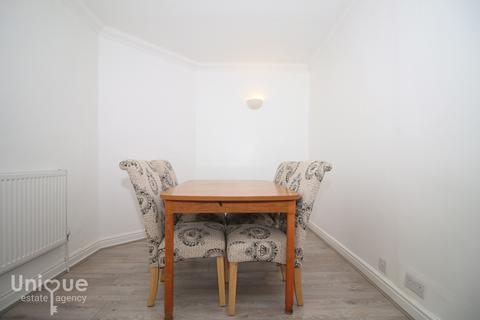 4 bedroom end of terrace house for sale - Radcliffe Road,  Fleetwood, FY7