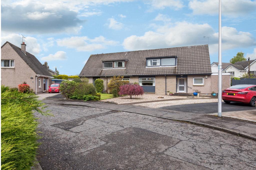 Manse Crescent, Stirling... 3 bed semidetached house £245,000