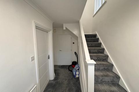 undefined, Desborough Avenue, Hp11