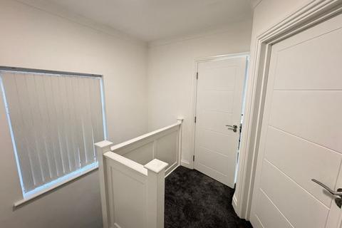 undefined, Desborough Avenue, Hp11