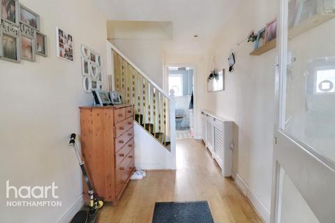 10 Catton Crescent, Northampton, NN2 8PL