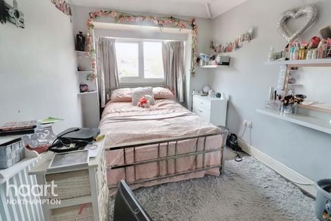 10 Catton Crescent, Northampton, NN2 8PL