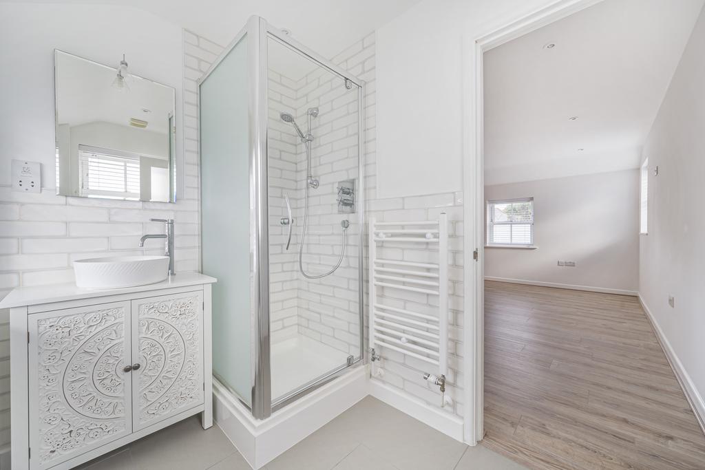 Ensuite Shower Room