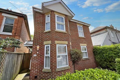 14 Cranleigh Road, Bournemouth, BH6 5JQ