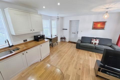 14 Cranleigh Road, Bournemouth, BH6 5JQ
