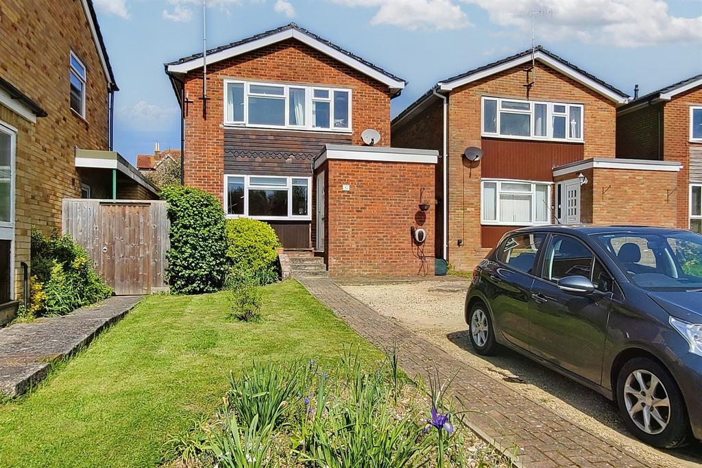 Blandford 3 bed detached house for sale £350,000