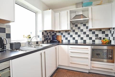 2 bedroom apartment to rent, Woodside, Harrogate