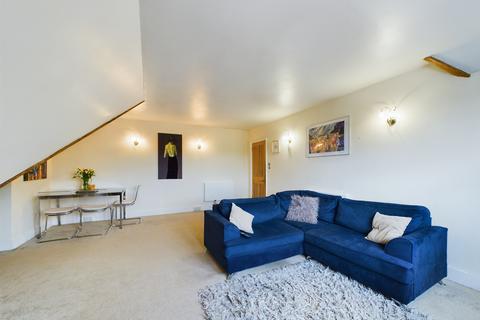 2 bedroom flat for sale, Maidenhatch, Pangbourne, RG8