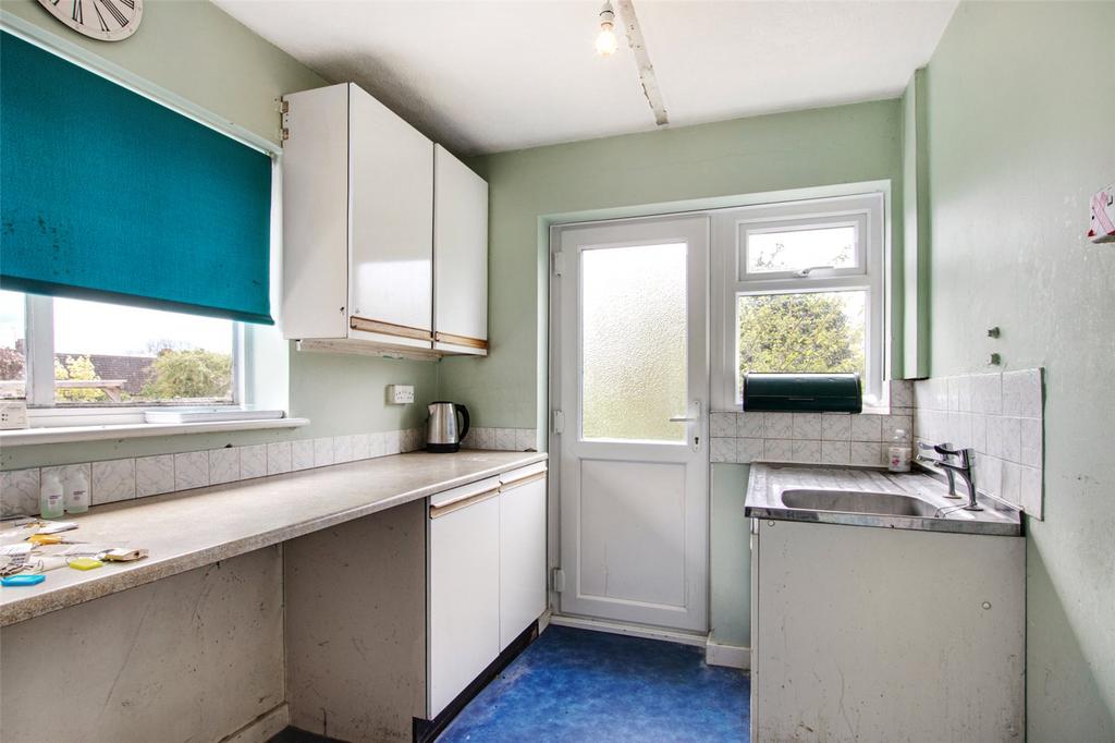 Knighton Road, Otford, Sevenoaks, Kent, TN14 3 bed semidetached house