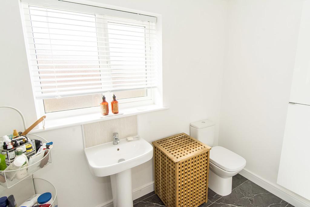 Ensuite