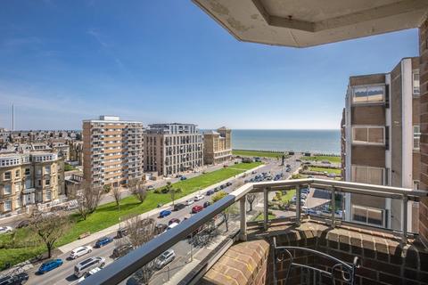 4 bedroom apartment for sale, Grand Avenue, Hove, BN3 2NG