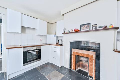 84b Brookdale Road, London, SE6 4JP