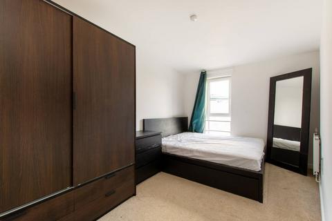 176 Whitestone Way, Croydon, CR0 4FG