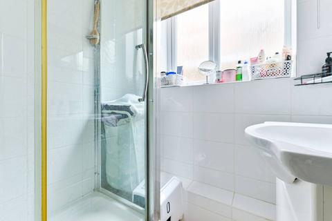 5 Imperial Close, Harrow, HA2 7LN