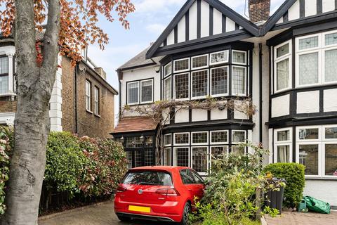 40 Cambridge Road, London, E11 2PN