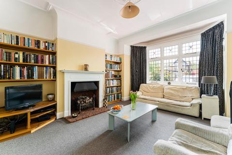 40 Cambridge Road, London, E11 2PN