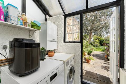 40 Cambridge Road, London, E11 2PN