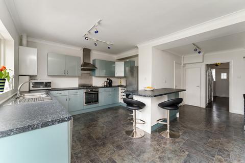 81 Elmcroft Avenue, London, E11 2BN