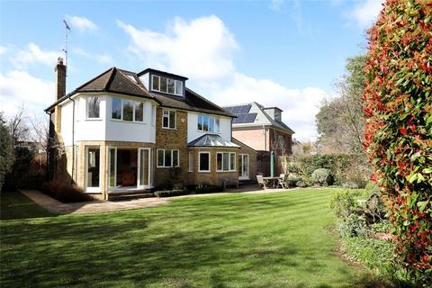 2 Wilberforce Way, London, SW19 4TH