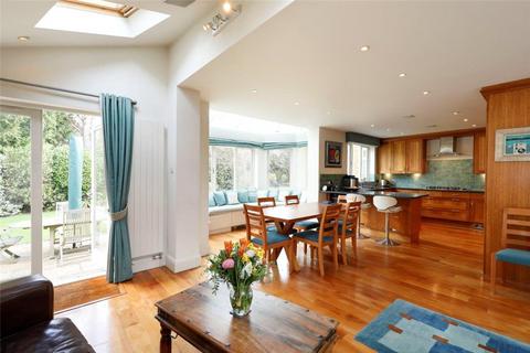 2 Wilberforce Way, London, SW19 4TH