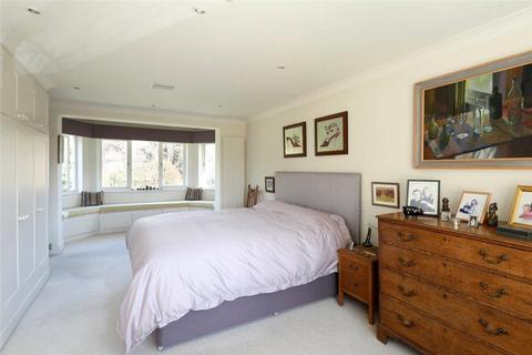 2 Wilberforce Way, London, SW19 4TH