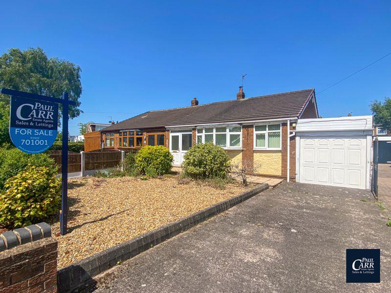 Huthill Lane, Great Wyrley, WS6 6PB 2 bed semidetached bungalow for