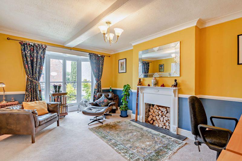 Holt 5 bed terraced house for sale £450,000