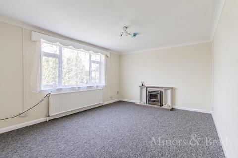 3 bedroom detached bungalow to rent - Scotts Lane, Brookville