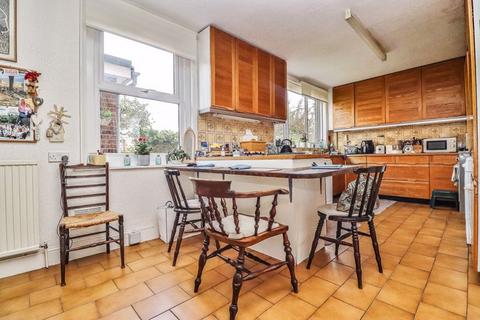 undefined, Victoria Grove, Southsea
