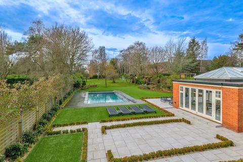 6 bedroom detached house for sale, Hillwood Grove, Brentwood CM13