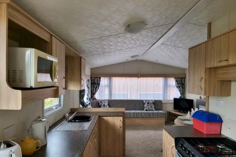 2 bedroom static caravan for sale, Castaways Holiday Park, Paston Road NR12