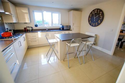 15 Hatts Close, Hartley Wintney, Hook, RG27 8WX