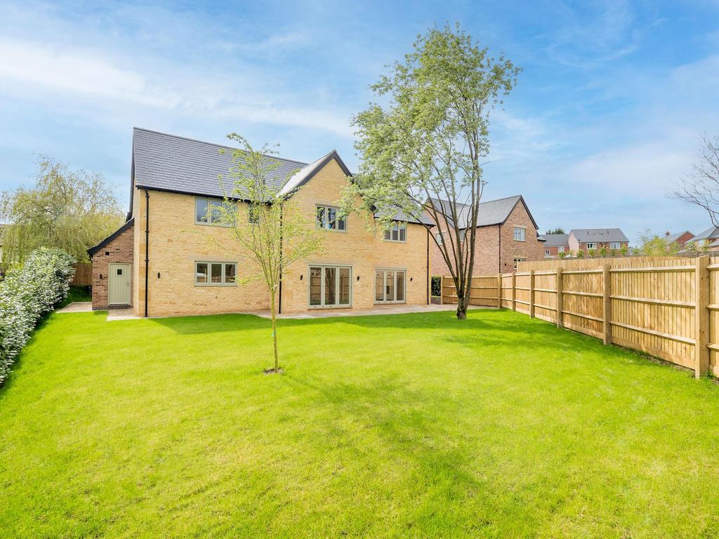 Mill Lane, Newbold on Stour, Stratford upon Avon, CV37 4 bed detached
