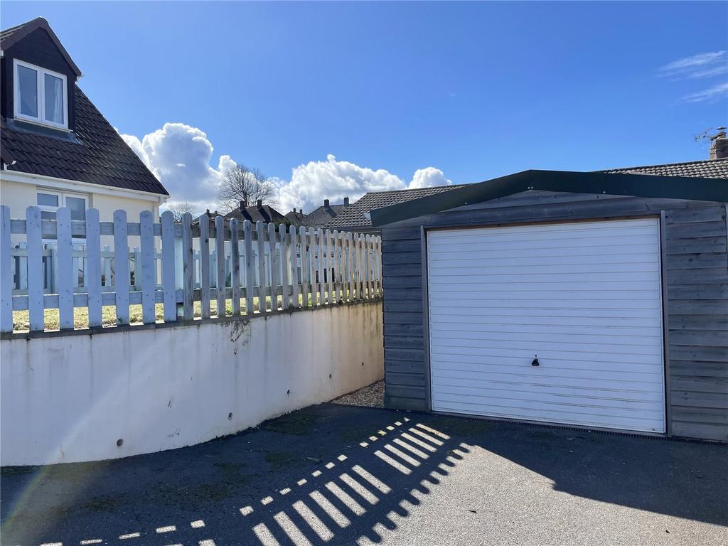 Risdon Road, Watchet, Somerset, TA23 3 bed bungalow for sale £389,000