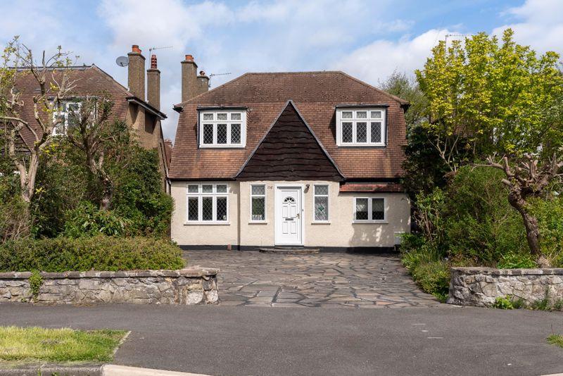 Edenfield Gardens, Worcester Park, KT4 4 bed detached house for sale