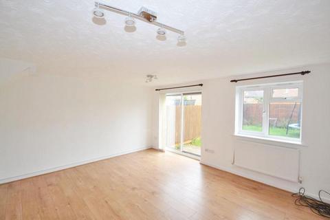 3 bedroom semi-detached house to rent, Monkston, Milton Keynes MK10