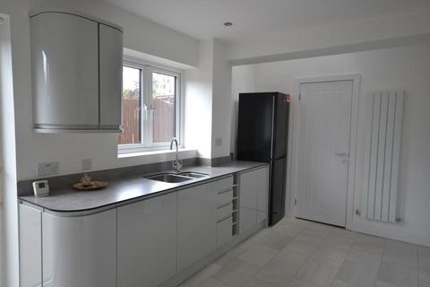 3 bedroom end of terrace house to rent, Emerson Valley, Milton Keynes MK4