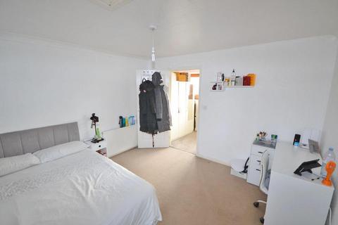 45 Bellwether, Fullers Slade, Milton Keynes, MK11 2BJ