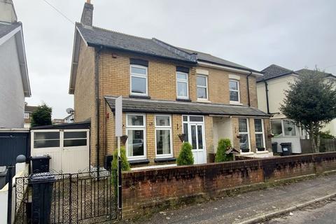 35 Stourvale Road, Bournemouth, BH5 2LA