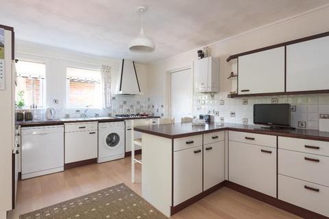 5 Angstrom Close, Shenley Lodge, Milton Keynes, MK5 7AT