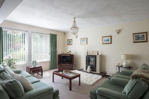 5 Angstrom Close, Shenley Lodge, Milton Keynes, MK5 7AT