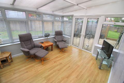 8 Warwick Avenue, Lancaster, LA1 4EY