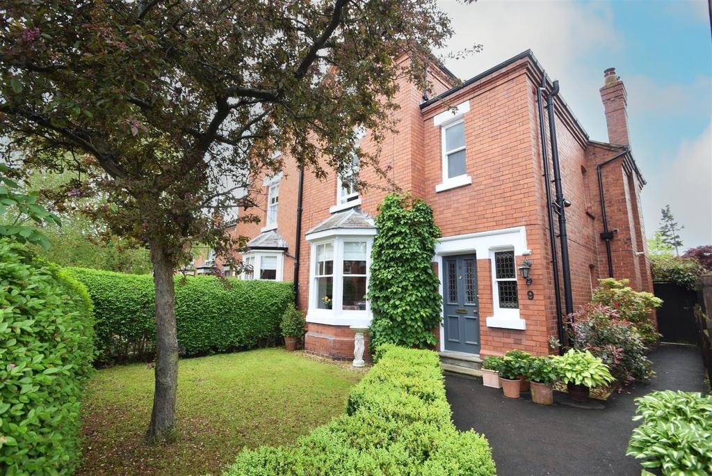 North Hermitage, Belle Vue, Shrewsbury 4 bed semidetached house £795,000