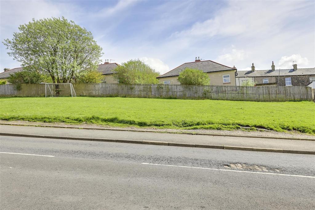 Adelaide Street, Crawshawbooth... 3 bed terraced house £150,000