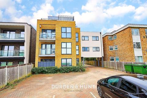 1 bedroom apartment for sale, Gidea Park, Romford, RM2