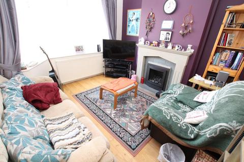 12 Leafield Drive, Bradford, BD2 3RX