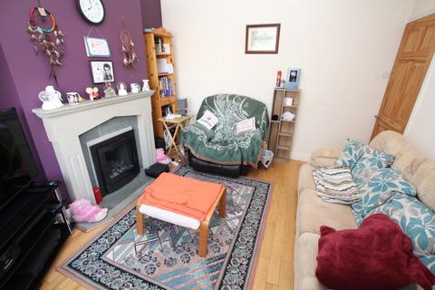 12 Leafield Drive, Bradford, BD2 3RX