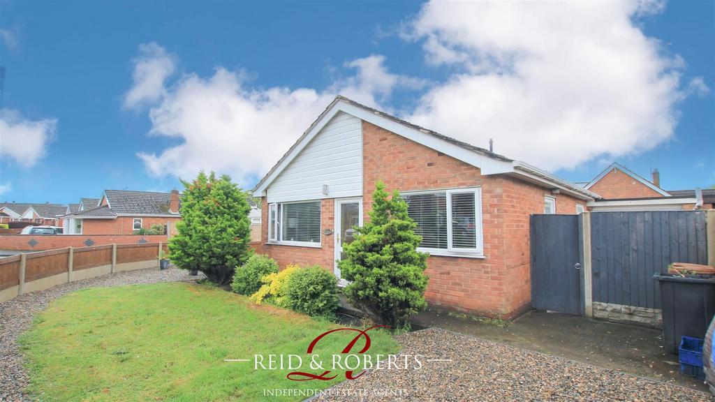 Ffordd Pentre, Mold 3 bed detached bungalow for sale £259,000